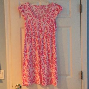 Lilly Pulitzer cap sleeve dress. Size large